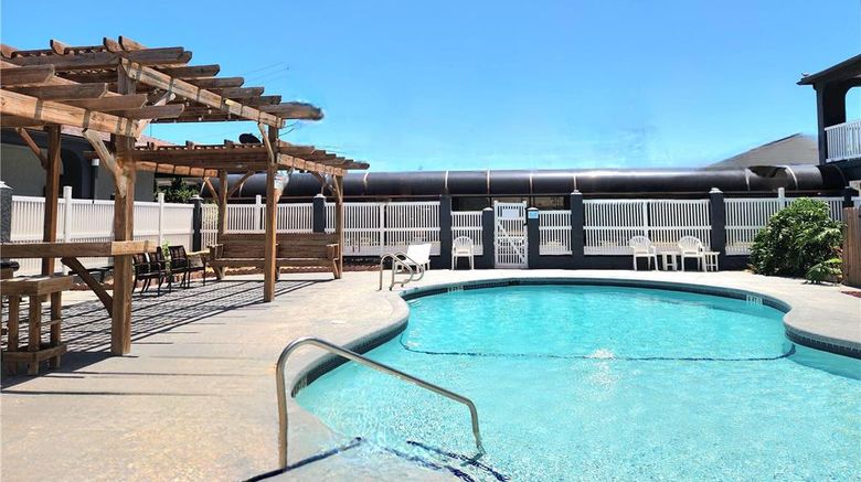 <b>Days Inn Portland/Corpus Christi Pool</b>. Images powered by <a href="https://iceportal.shijigroup.com/" title="IcePortal" target="_blank">IcePortal</a>.