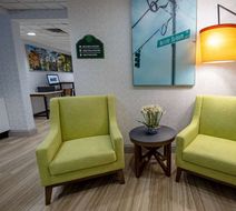 Wingate by Wyndham Lafayette Airport Lobby