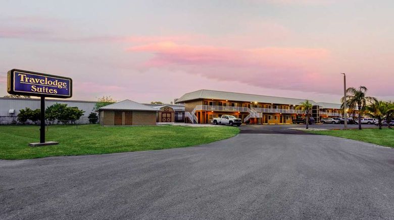 <b>Travelodge Suites Lake Okeechobee Exterior</b>. Images powered by <a href="https://iceportal.shijigroup.com/" title="IcePortal" target="_blank">IcePortal</a>.