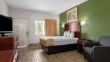 Travelodge Suites Lake Okeechobee Room