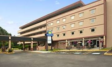 Days Inn Oil City Conference Center