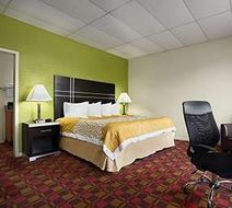 Days Inn Oil City Conference Center Room