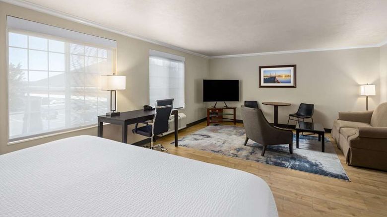 <b>Ramada Moses Lake Room</b>. Images powered by <a href="https://iceportal.shijigroup.com/" title="IcePortal" target="_blank">IcePortal</a>.