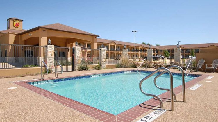 Super 8 Stephenville Pool