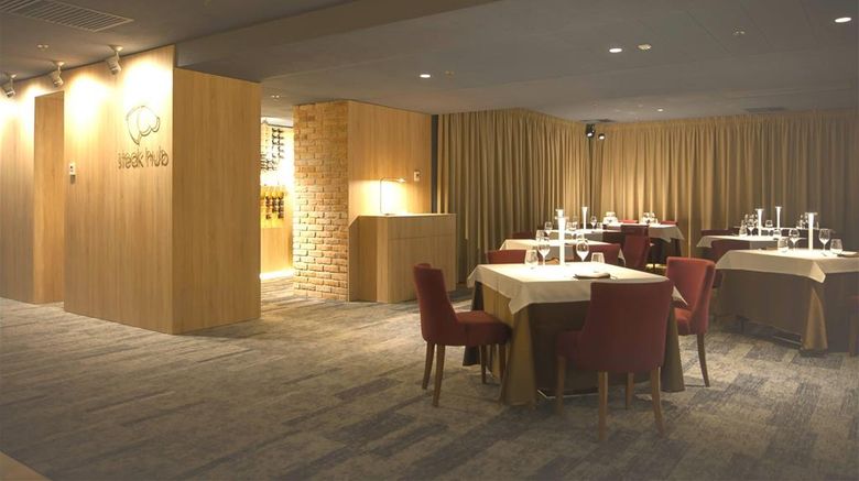<b>Ramada Oradea Restaurant</b>. Images powered by <a href="https://iceportal.shijigroup.com/" title="IcePortal" target="_blank">IcePortal</a>.