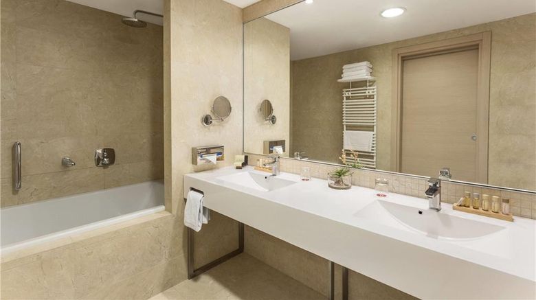 <b>Ramada Oradea Suite</b>. Images powered by <a href="https://iceportal.shijigroup.com/" title="IcePortal" target="_blank">IcePortal</a>.