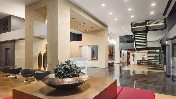 Ramada Oradea Lobby
