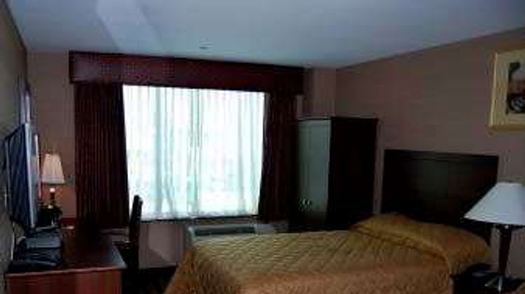 Days Inn Bronx-Yankee Stadium Golf