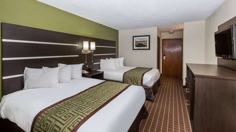 <b>Baymont Inn & Suites Louisville South Health</b>. Images powered by <a href="https://iceportal.shijigroup.com/" title="IcePortal" target="_blank">IcePortal</a>.