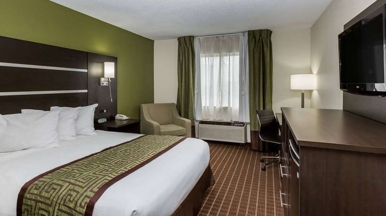 <b>Baymont Inn & Suites Louisville South Health</b>. Images powered by <a href="https://iceportal.shijigroup.com/" title="IcePortal" target="_blank">IcePortal</a>.