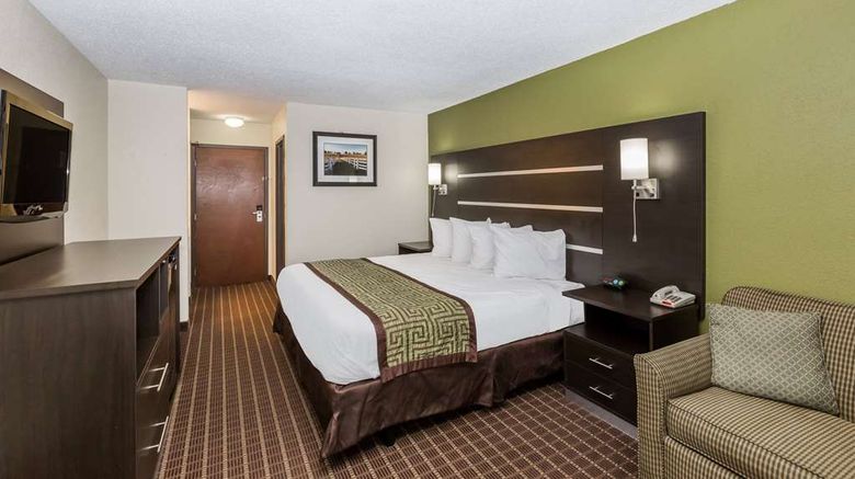 <b>Baymont Inn & Suites Louisville South Room</b>. Images powered by <a href="https://iceportal.shijigroup.com/" title="IcePortal" target="_blank">IcePortal</a>.