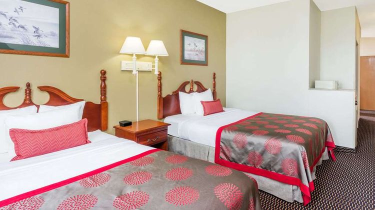 Ramada Columbia Room