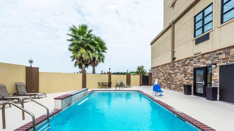 <b>Wingate by Wyndham Lake Charles Pool</b>. Images powered by <a href="https://iceportal.shijigroup.com/" title="IcePortal" target="_blank">IcePortal</a>.
