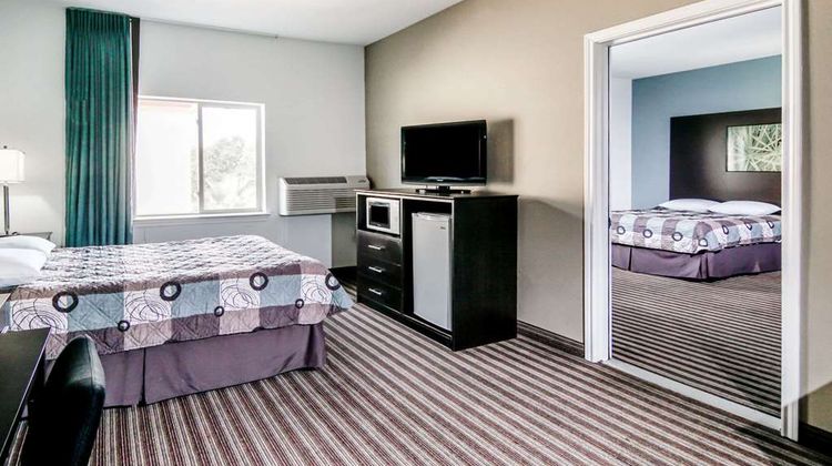 Super 8 Brenham Room