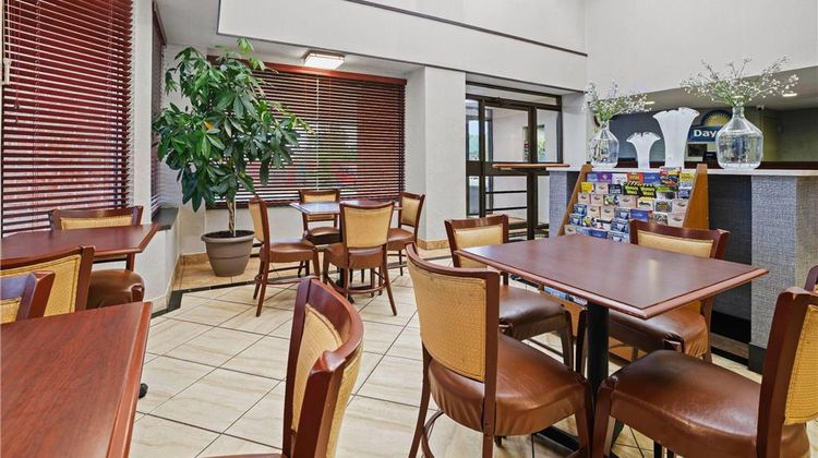 Days Inn Utica Restaurant