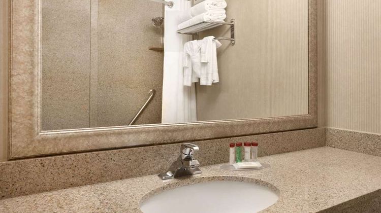 Ramada Newark/Wilmington Room