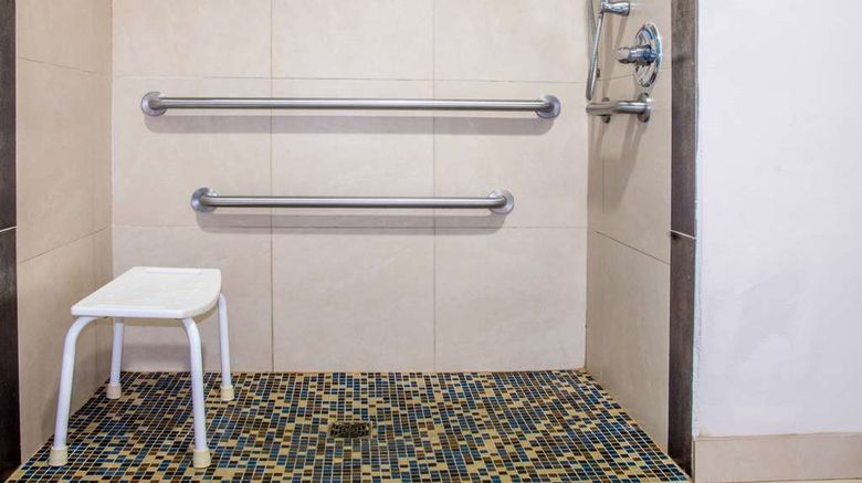 <b>Days Inn Humble/Houston Intercon Arpt Room</b>. Images powered by <a href="https://iceportal.shijigroup.com/" title="IcePortal" target="_blank">IcePortal</a>.