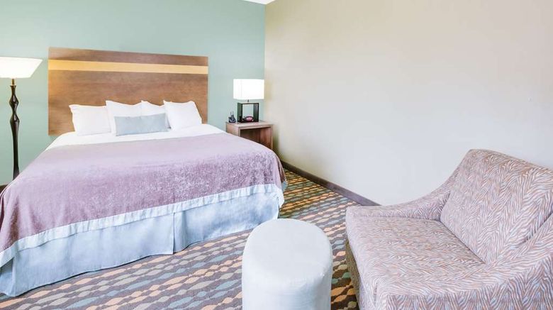 <b>Wingate by Wyndham Bossier City Suite</b>. Images powered by <a href="https://iceportal.shijigroup.com/" title="IcePortal" target="_blank">IcePortal</a>.