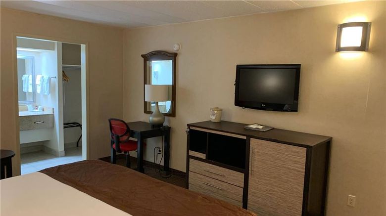 <b>Ramada Rockville Centre Room</b>. Images powered by <a href="https://iceportal.shijigroup.com/" title="IcePortal" target="_blank">IcePortal</a>.
