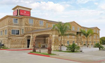 Ramada Hewitt