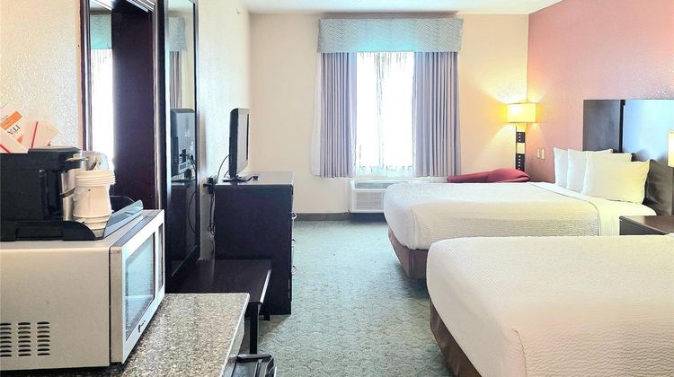 Ramada Hewitt Suite