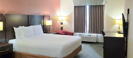 Ramada Hewitt Room