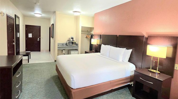 Ramada Hewitt Room
