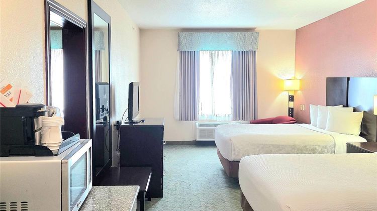 Ramada Hewitt Suite