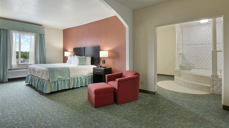 Ramada Hewitt Suite