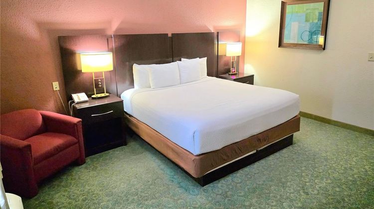 Ramada Hewitt Room