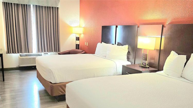 Ramada Hewitt Room