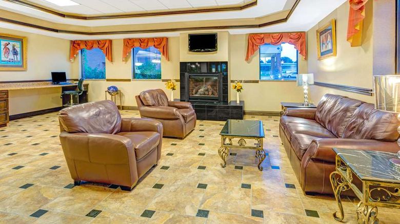 <b>Days Inn & Suites Jeffersonville IN Lobby</b>. Images powered by <a href="https://iceportal.shijigroup.com/" title="IcePortal" target="_blank">IcePortal</a>.