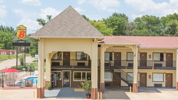 Super 8 Shreveport Exterior