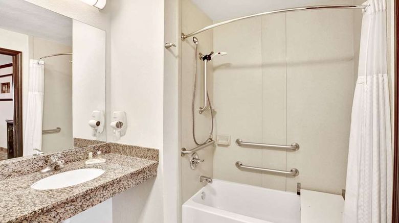 <b>Days Inn Oklahoma City/Moore Room</b>. Images powered by <a href="https://iceportal.shijigroup.com/" title="IcePortal" target="_blank">IcePortal</a>.