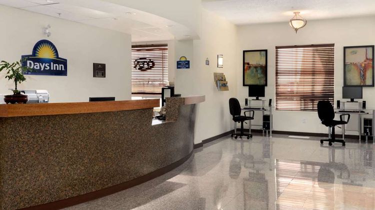 Days Inn Grande Prairie Lobby