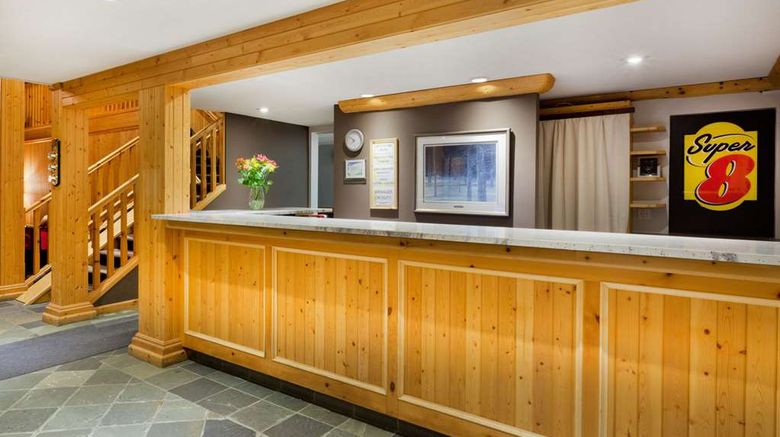 <b>Super 8 Valemount Lobby</b>. Images powered by <a href="https://iceportal.shijigroup.com/" title="IcePortal" target="_blank">IcePortal</a>.