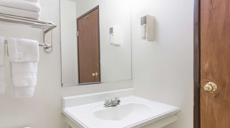 Super 8 Colorado Springs/Chestnut Street Room