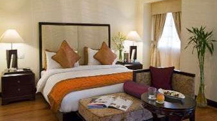 Ramada Plaza Karachi Airport Hotel Room