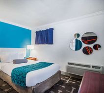 Howard Johnson Inn Hershey Room