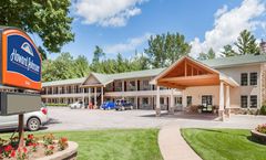 Howard Johnson of Traverse City