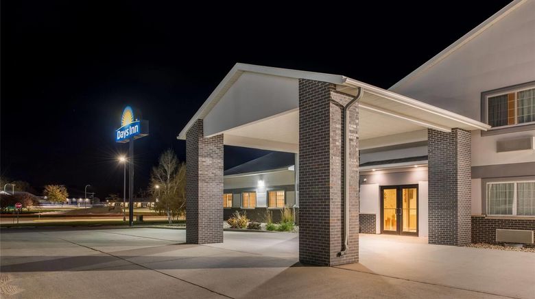 <b>Days Inn Carroll Exterior</b>. Images powered by <a href="https://iceportal.shijigroup.com/" title="IcePortal" target="_blank">IcePortal</a>.
