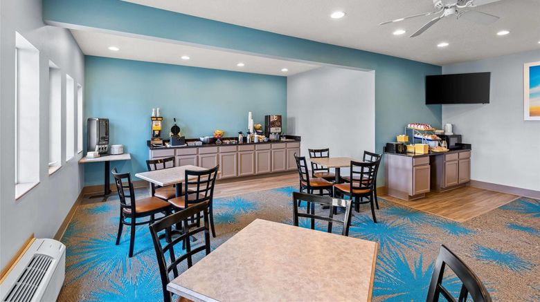 <b>Days Inn Carroll Restaurant</b>. Images powered by <a href="https://iceportal.shijigroup.com/" title="IcePortal" target="_blank">IcePortal</a>.