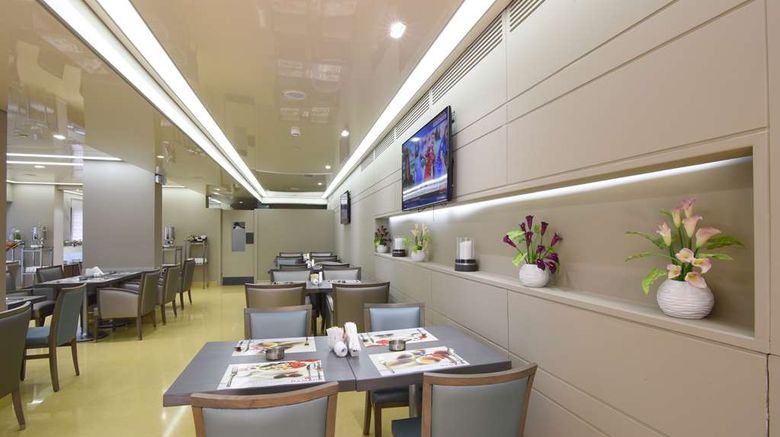 <b>Ramada Beirut Downtown Restaurant</b>. Images powered by <a href="https://iceportal.shijigroup.com/" title="IcePortal" target="_blank">IcePortal</a>.
