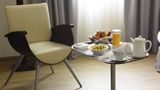 <b>Ramada Beirut Downtown Room</b>. Images powered by <a href="https://iceportal.shijigroup.com/" title="IcePortal" target="_blank">IcePortal</a>.