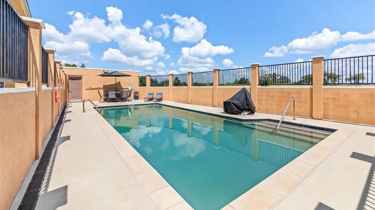Days Inn Rockdale Texas Pool