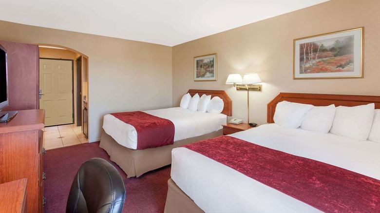 <b>Ramada Fresno Northwest Room</b>. Images powered by <a href="https://iceportal.shijigroup.com/" title="IcePortal" target="_blank">IcePortal</a>.