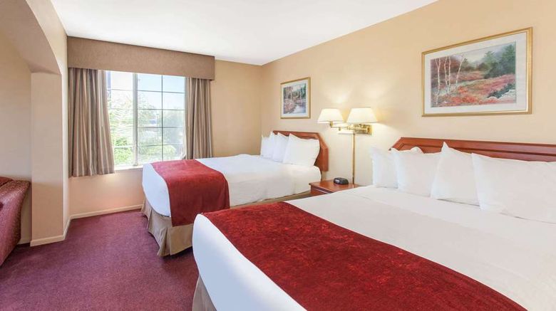 <b>Ramada Fresno Northwest Room</b>. Images powered by <a href="https://iceportal.shijigroup.com/" title="IcePortal" target="_blank">IcePortal</a>.