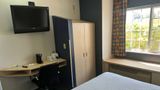 <b>Days Inn & Suites Hutchinson Room</b>. Images powered by <a href="https://iceportal.shijigroup.com/" title="IcePortal" target="_blank">IcePortal</a>.