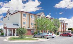 Days Inn & Suites Hutchinson