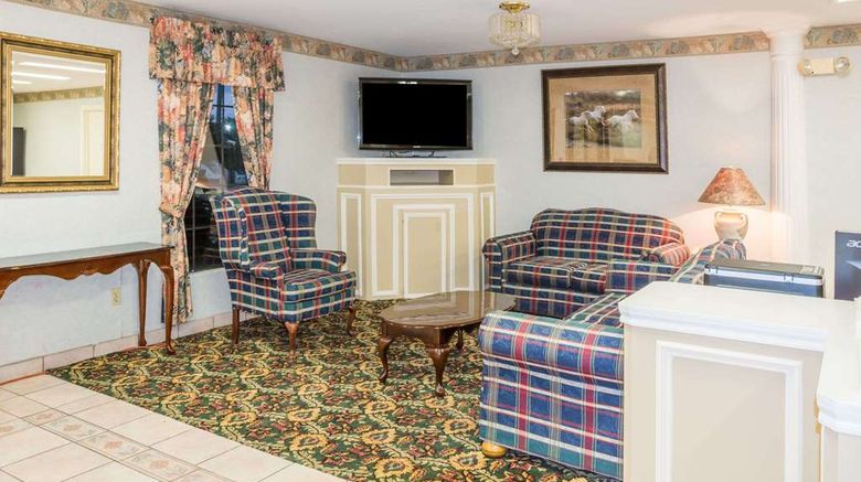 <b>Super 8 Sealy Lobby</b>. Images powered by <a href="https://iceportal.shijigroup.com/" title="IcePortal" target="_blank">IcePortal</a>.